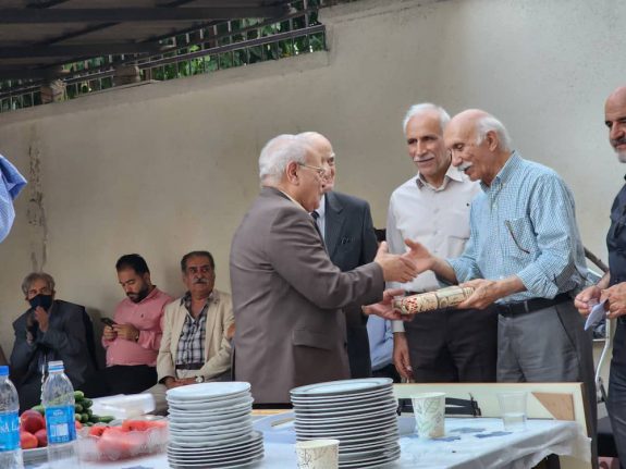 صورتجلسه گردهمایی ماهانه ششم تیر ماه به مناسبت چهلمین سال تاسیس انجمن فارغ التحصیلان مدرسه عالی مدیریت گیلان